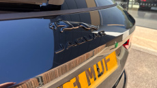 Jaguar F-Pace 2.0 D200 R-Dynamic SE Black 5dr Auto AWD Diesel Estate